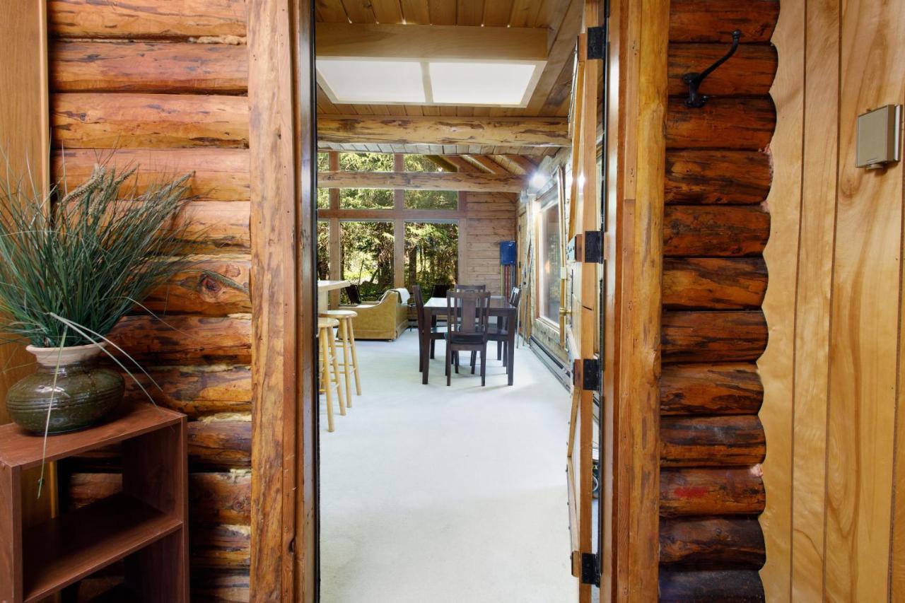 Alpine Meadows Log Cabin Girdwood Exterior foto